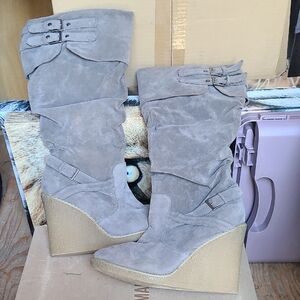 Elegant Suede Wedge Boots for Women